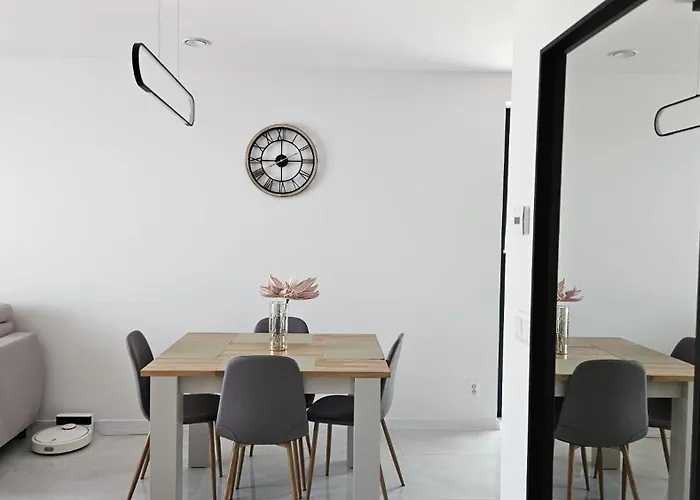 Moderný 2 S Veľkou Terasou Apartamento